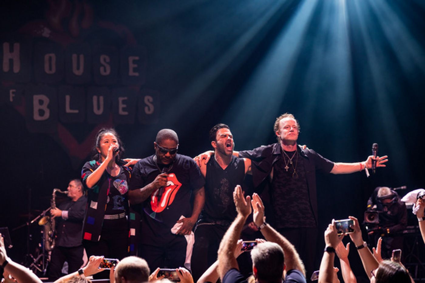 Photos: Hollywood Records Pop Band THE PARTY Bring MMC Fans Together After 30 Years  Image