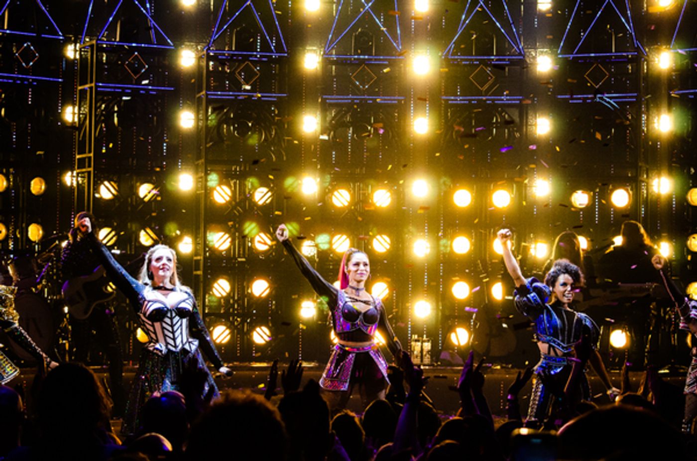 Photos/Video: Go Inside SIX's First Performance Back on Broadway!  Image