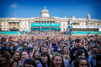 Crowd Photo
