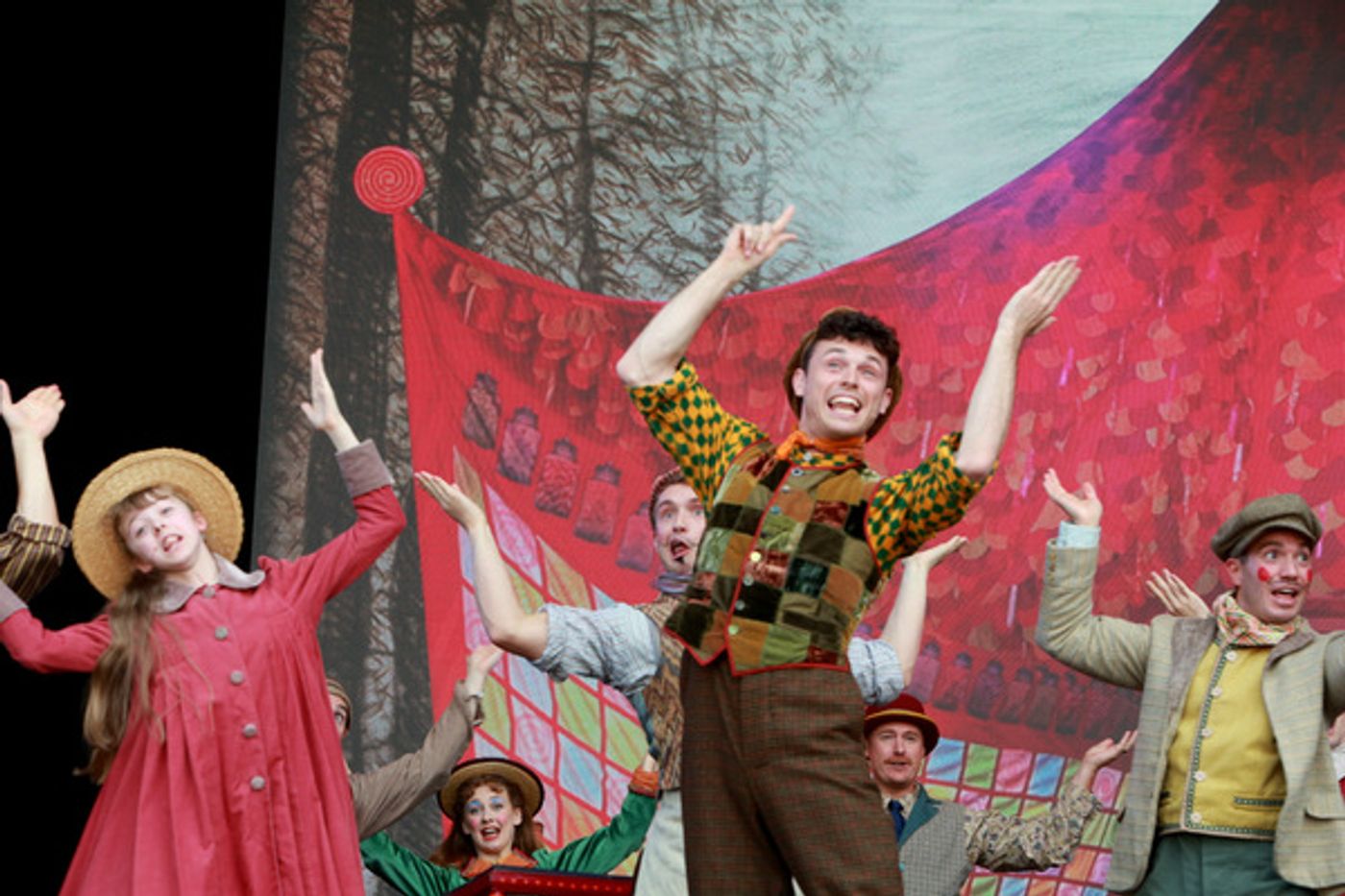 Photos: LES MISERABLES, FROZEN, WICKED, and More at WEST END LIVE 2021 Photos: LES MISERABLES, FROZEN, WICKED, and More at WEST END LIVE 2021 Image