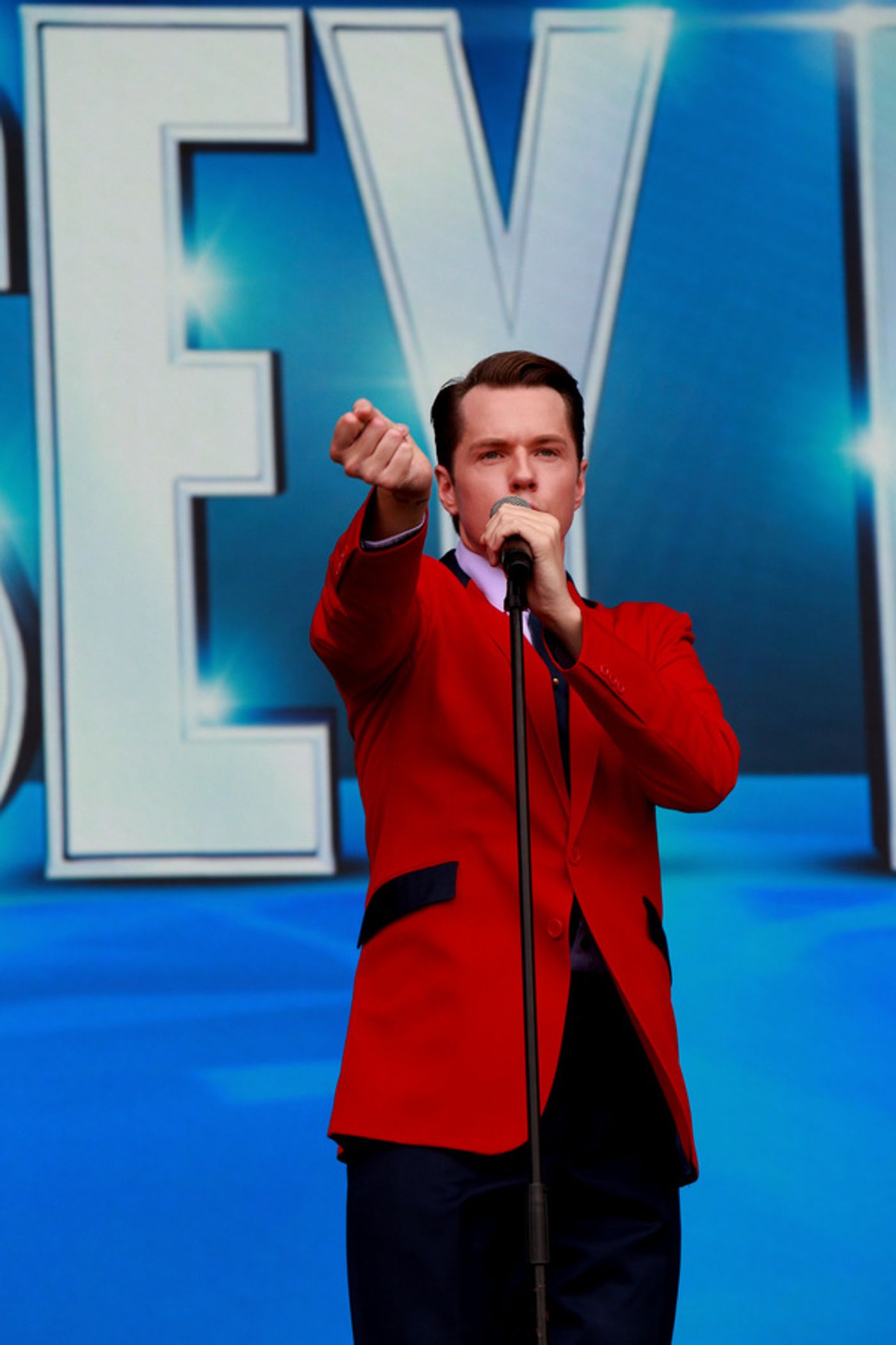 Photos: LES MISERABLES, FROZEN, WICKED, and More at WEST END LIVE 2021 Photos: LES MISERABLES, FROZEN, WICKED, and More at WEST END LIVE 2021 Image