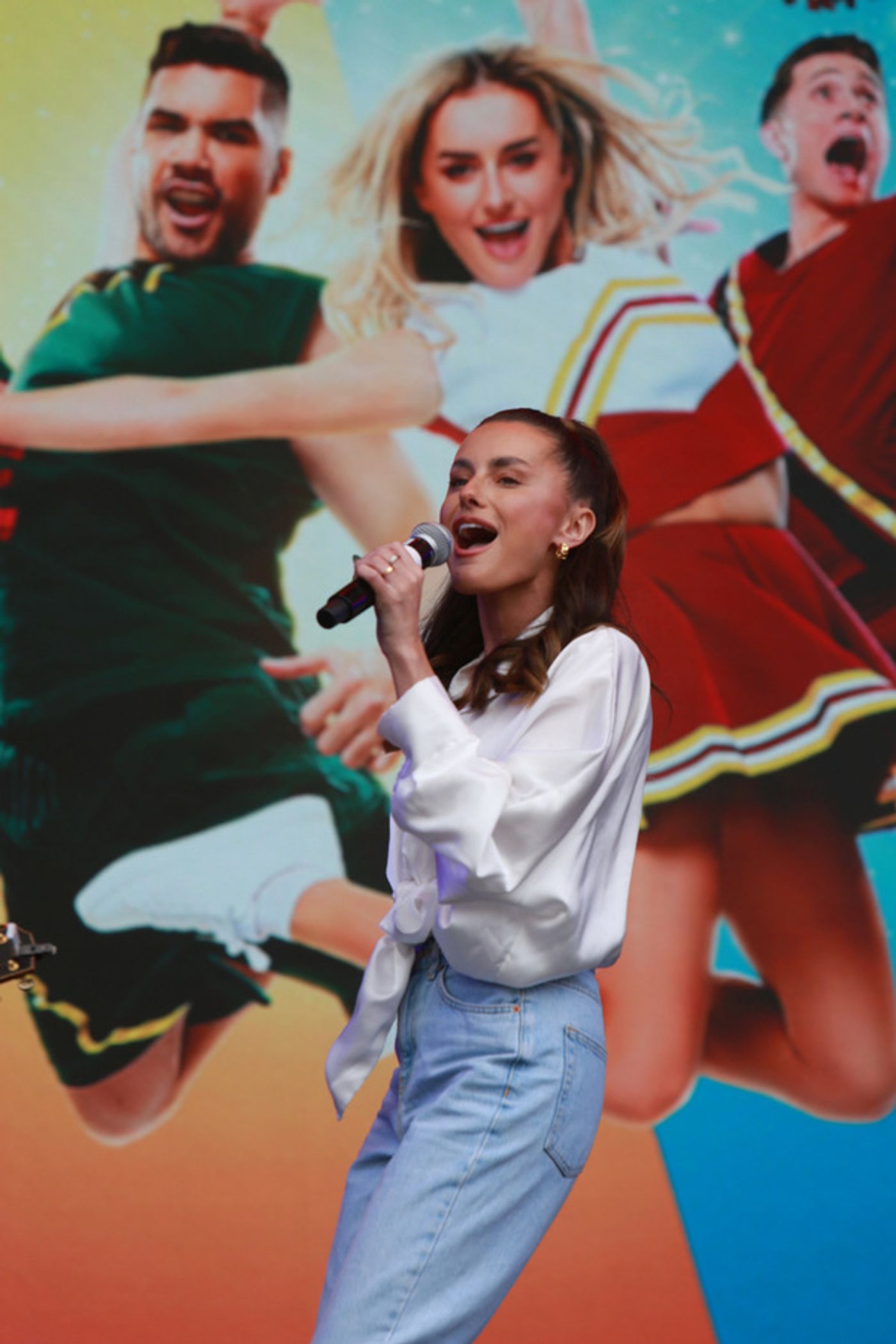 Photos: LES MISERABLES, FROZEN, WICKED, and More at WEST END LIVE 2021 Photos: LES MISERABLES, FROZEN, WICKED, and More at WEST END LIVE 2021 Image