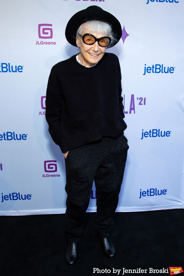 Photos: Ari'el Stachel, Reeve Carney, Eva Noblezada and More Attend the Public Theater 2021 Gala — photo 4 of 64