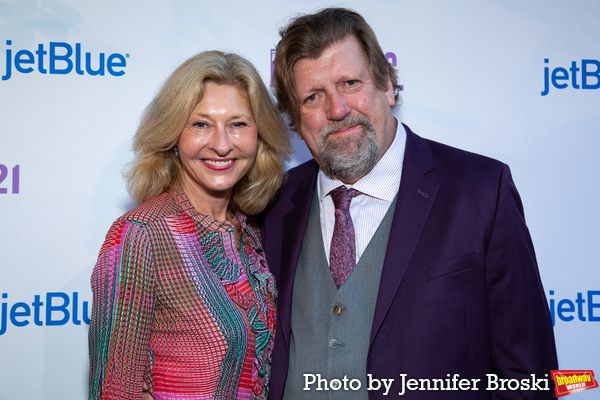 Photos: Ari'el Stachel, Reeve Carney, Eva Noblezada and More Attend the Public Theater 2021 Gala — photo 10 of 64