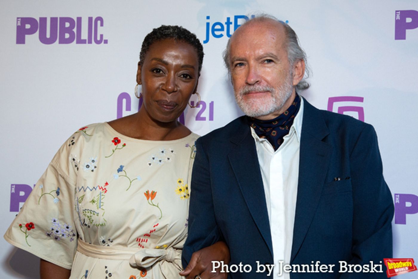 Photos: Ari'el Stachel, Reeve Carney, Eva Noblezada and More Attend the Public Theater 2021 Gala  Image