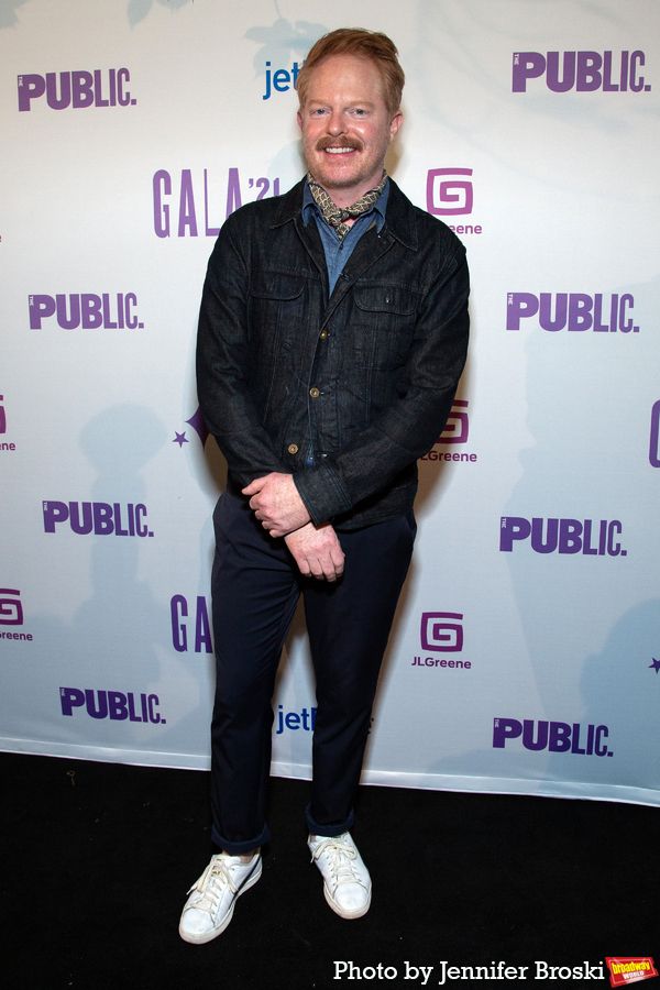 Photos: Ari'el Stachel, Reeve Carney, Eva Noblezada and More Attend the Public Theater 2021 Gala — photo 37 of 64