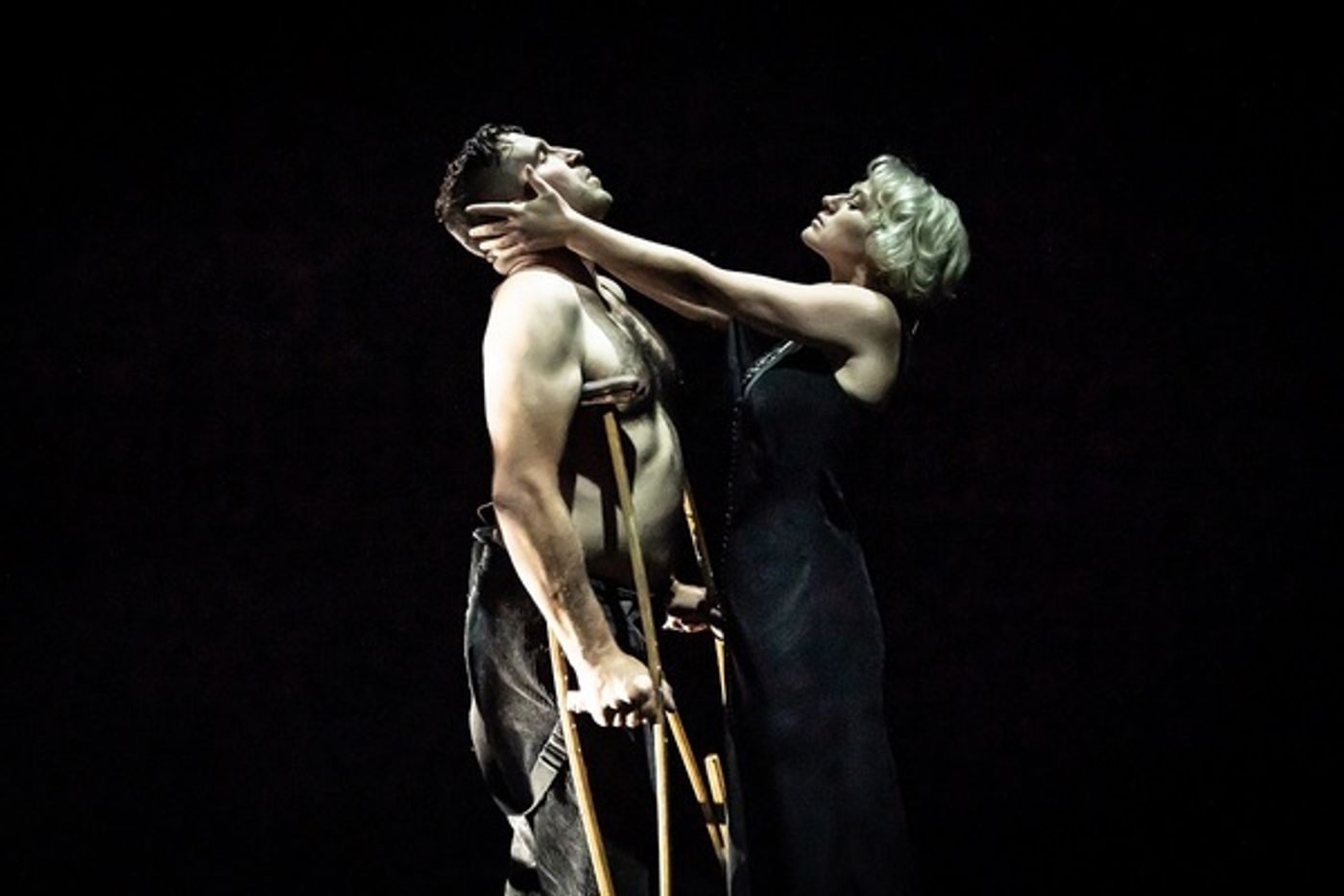 Photos: First Look at MISSING JULIE at THEATR CLWYD  Image