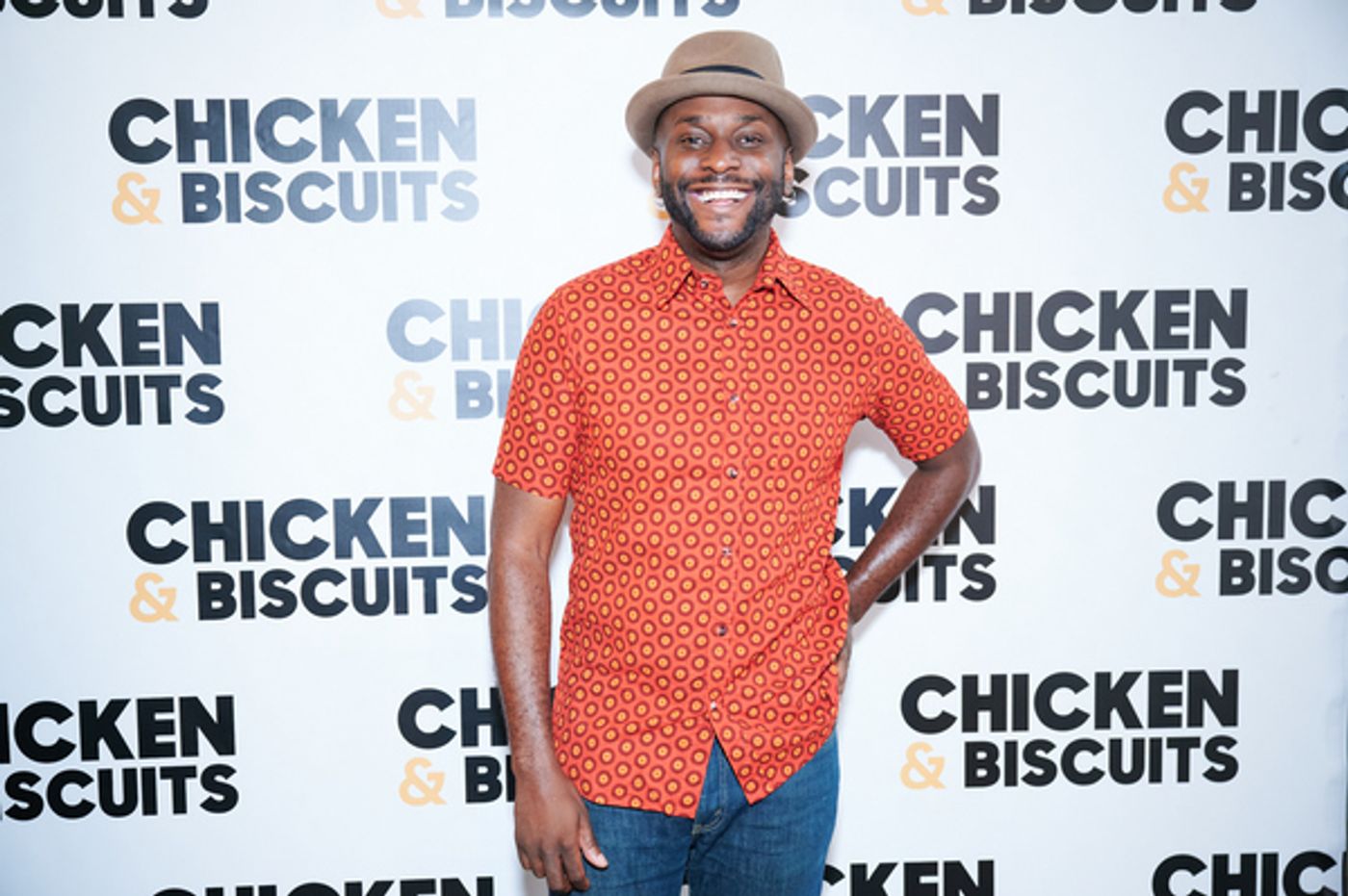 Photos: CHICKEN & BISCUITS Hosts a Picnic Outside the Circle in the Square Theatre  Image