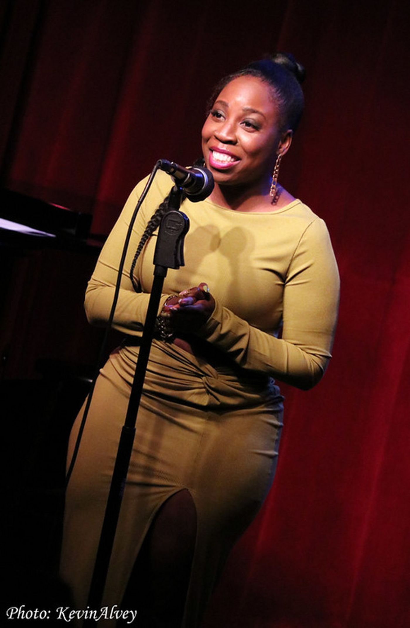Photos: The Cast Of COMPANY Hits the Stage at Birdland to Raise Funds for Darkness Rising  Image