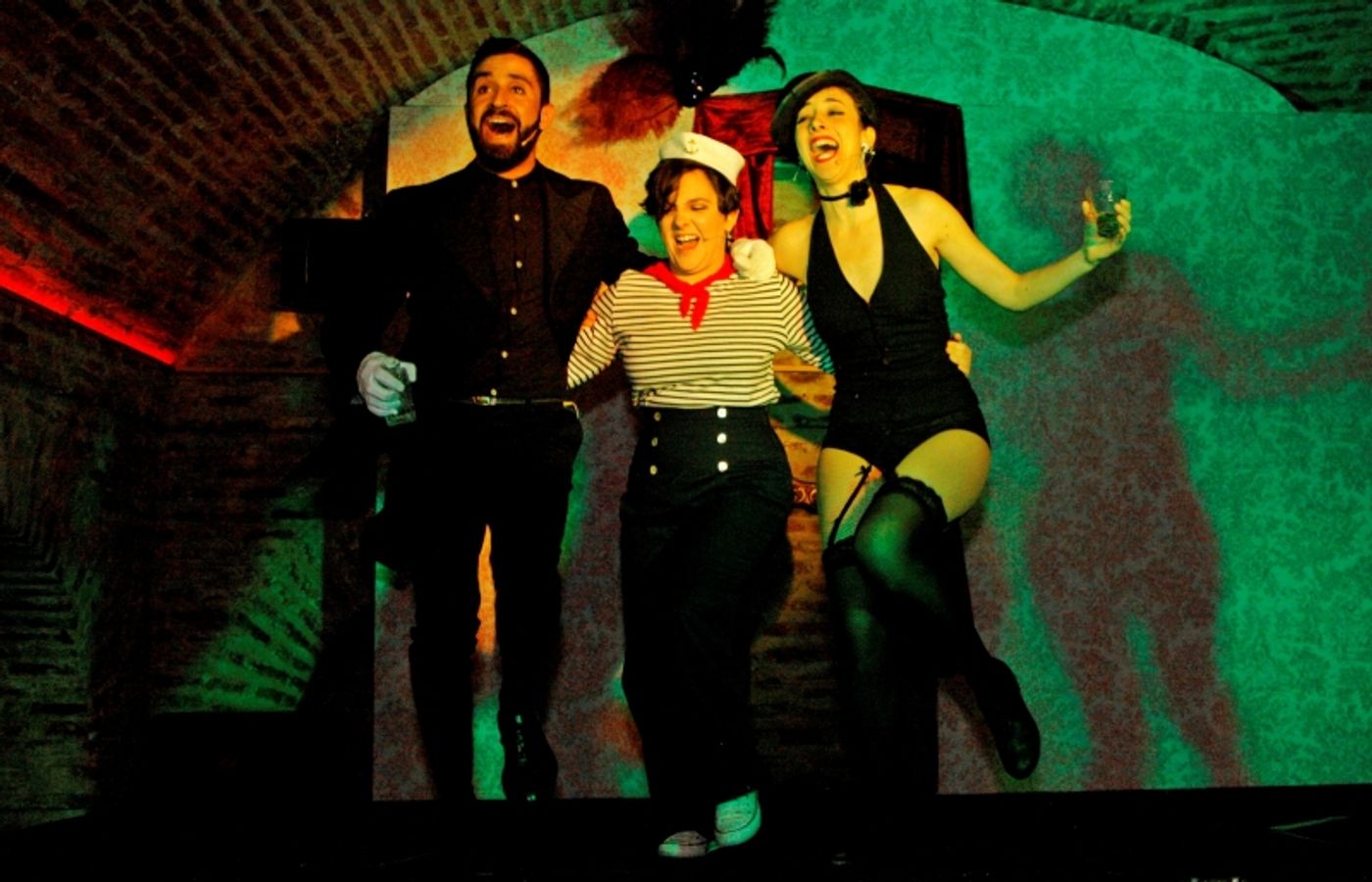 ALCABARET aterriza con sus “Poulettes” en las noches de OFF Latina  Image