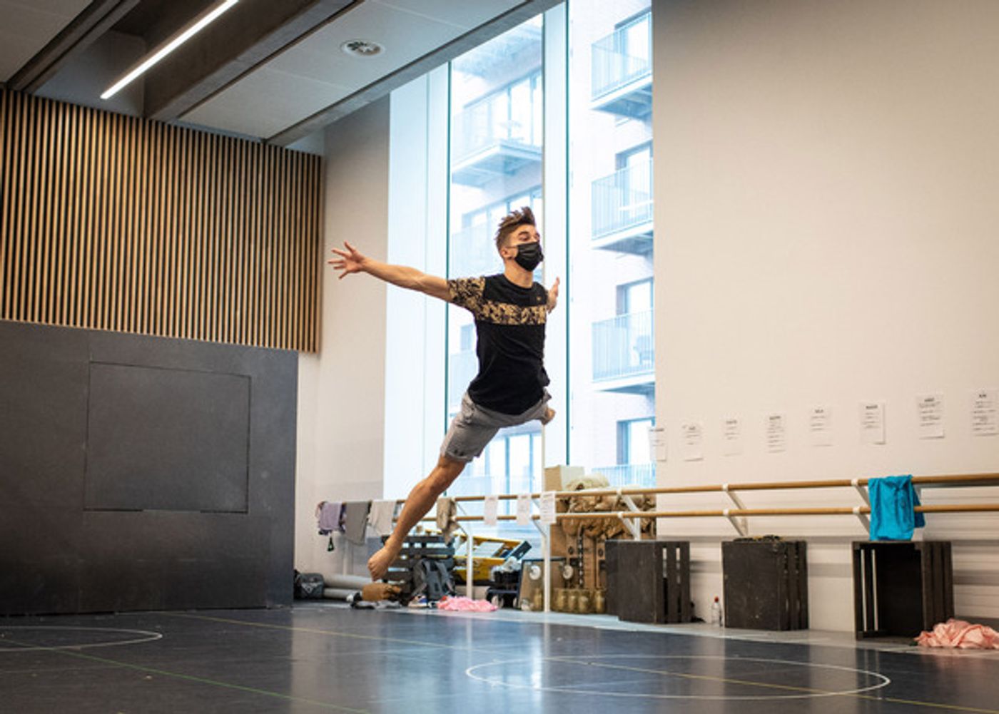 Photos: Inside Rehearsal For MESSAGE IN A BOTTLE at the Peacock Theatre Photos: Inside Rehearsal For MESSAGE IN A BOTTLE at the Peacock Theatre Image