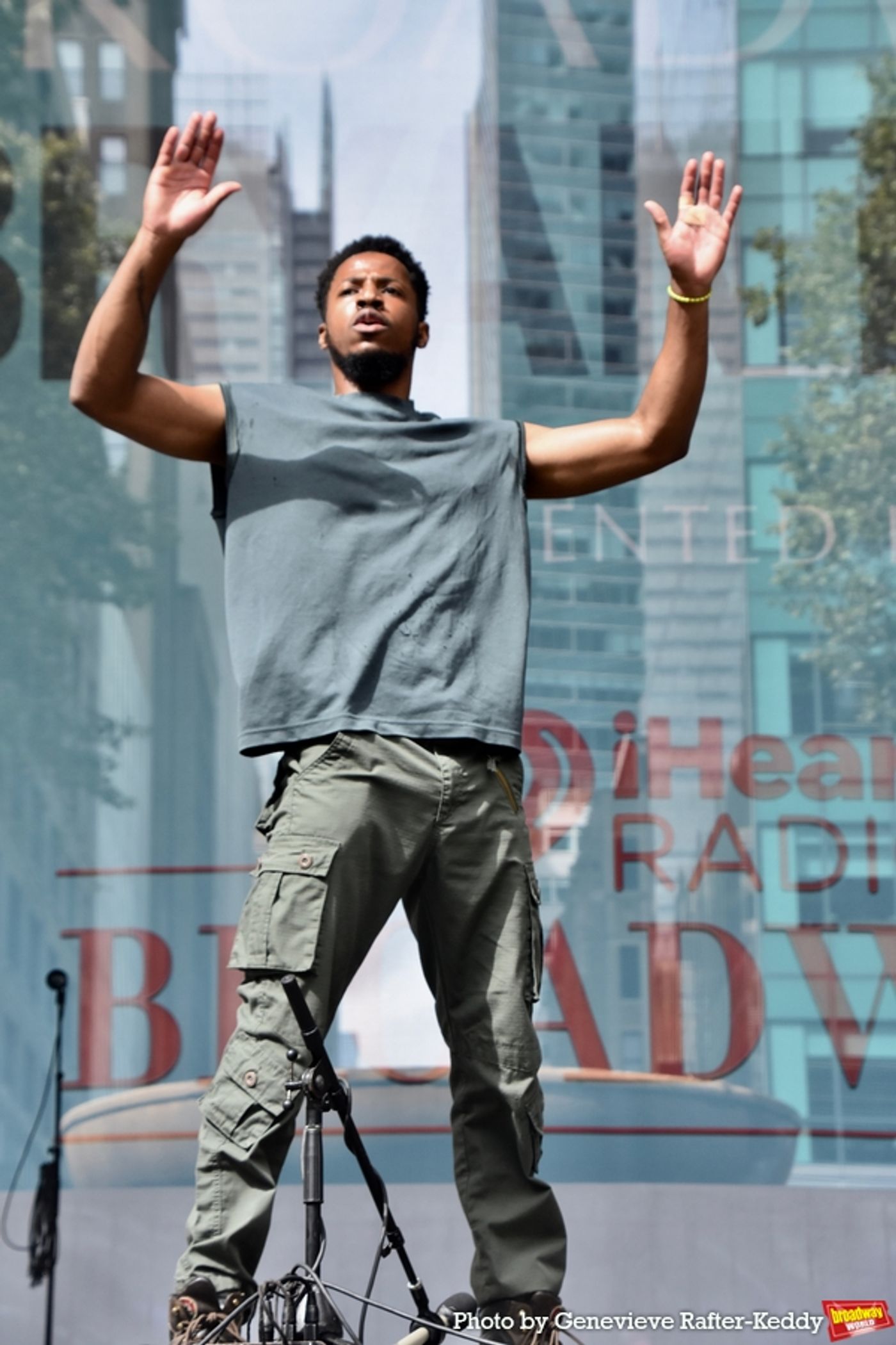 Photos: Broadway in Bryant Park Returns with the Casts of DEAR EVAN HANSEN, SIX, DIANA and More  Image