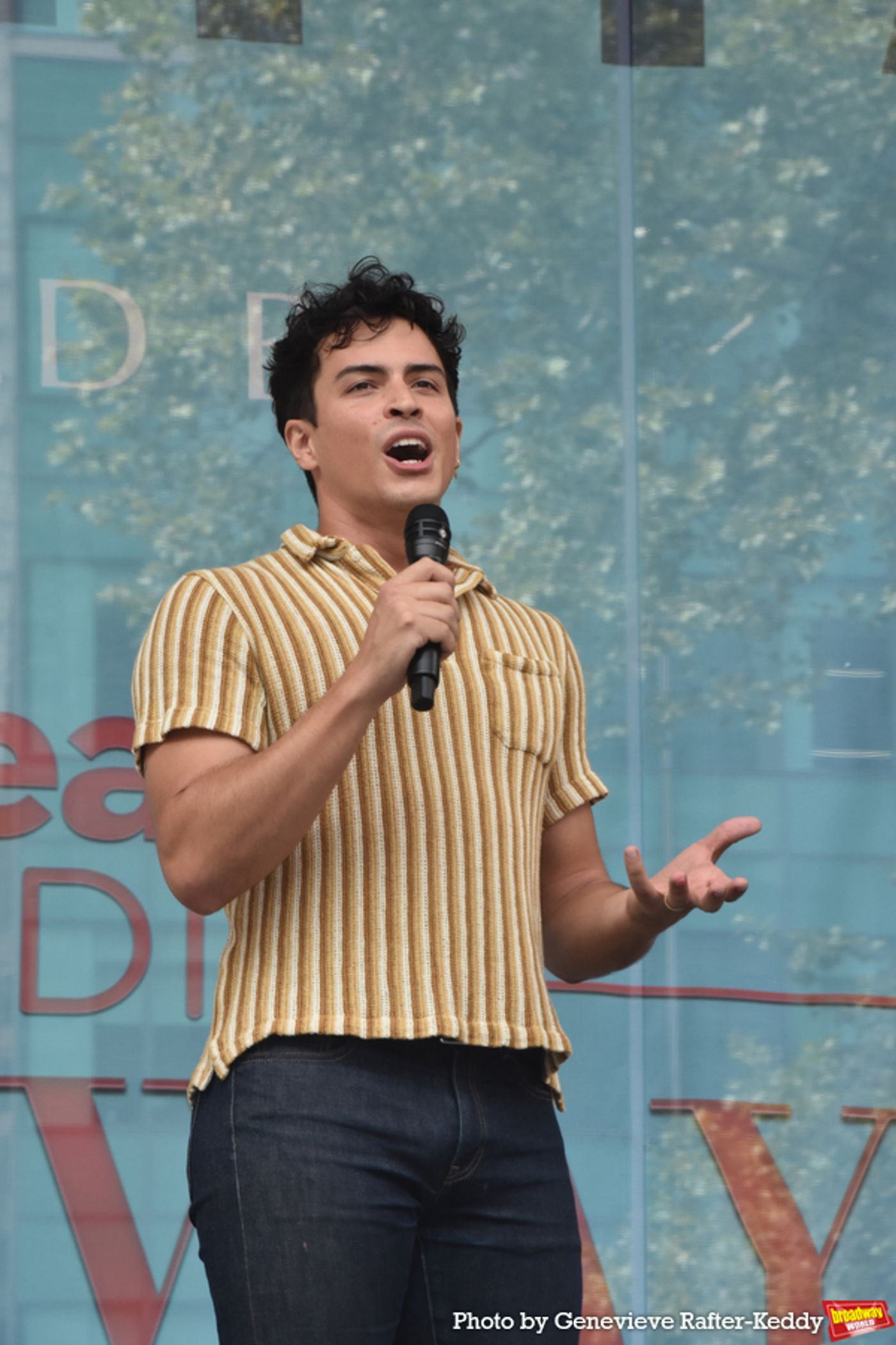 Photos: Broadway in Bryant Park Returns with the Casts of DEAR EVAN HANSEN, SIX, DIANA and More  Image