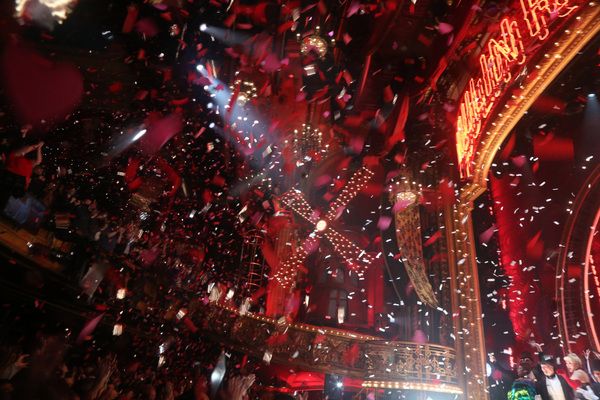 Photos: MOULIN ROUGE! Company Takes Re-Opening Night Bows! — photo 44 of 50