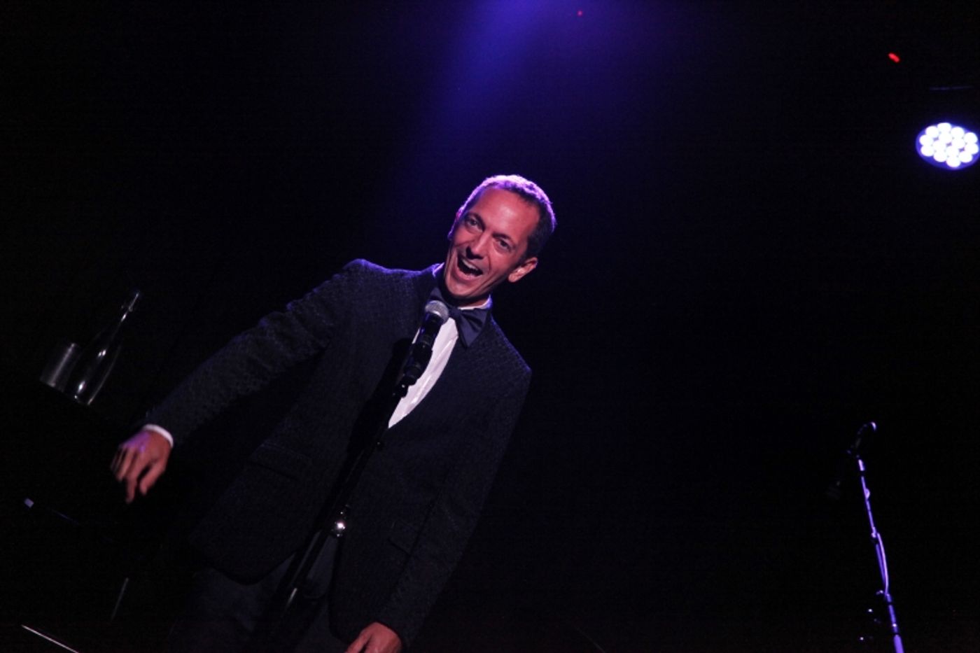 Review: With EXTRA!  EXTRA! At The Triad Scott Raneri Proves He Can Play The Lead  Image