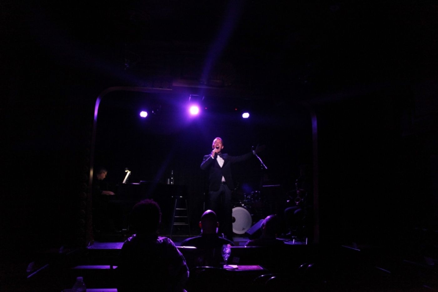 Review: With EXTRA!  EXTRA! At The Triad Scott Raneri Proves He Can Play The Lead  Image