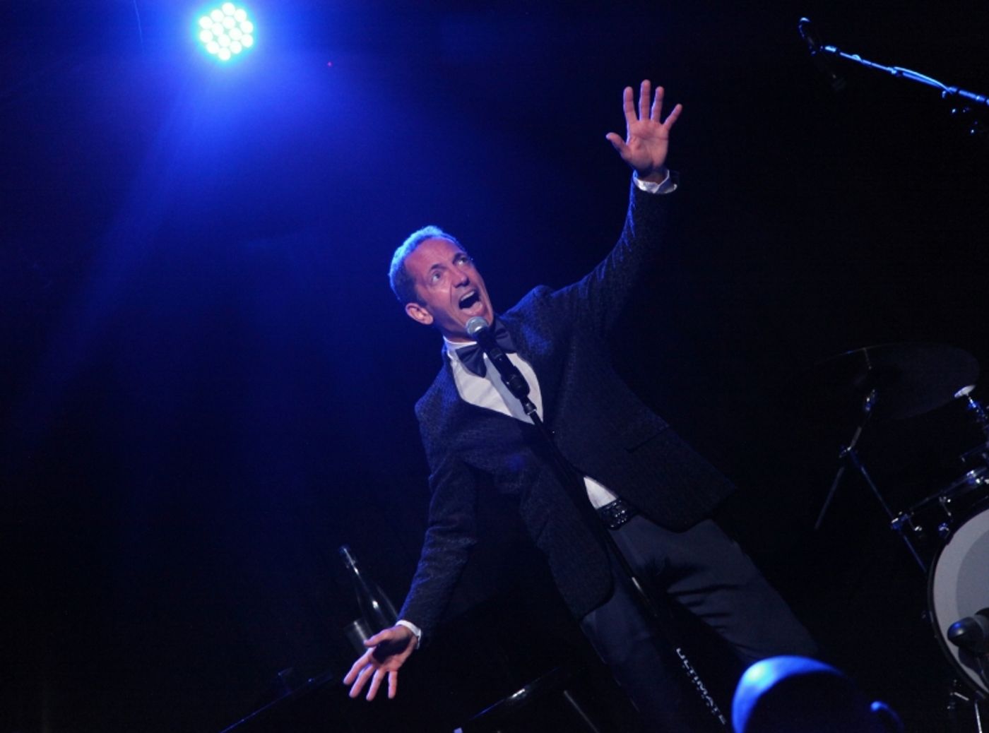 Review: With EXTRA!  EXTRA! At The Triad Scott Raneri Proves He Can Play The Lead  Image