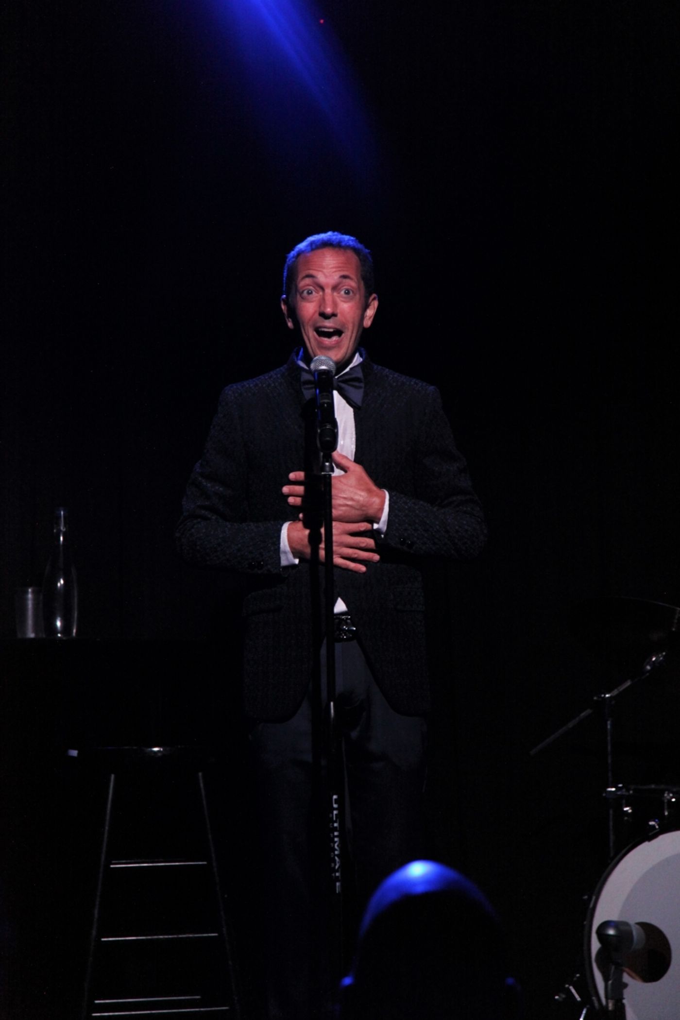 Review: With EXTRA!  EXTRA! At The Triad Scott Raneri Proves He Can Play The Lead  Image