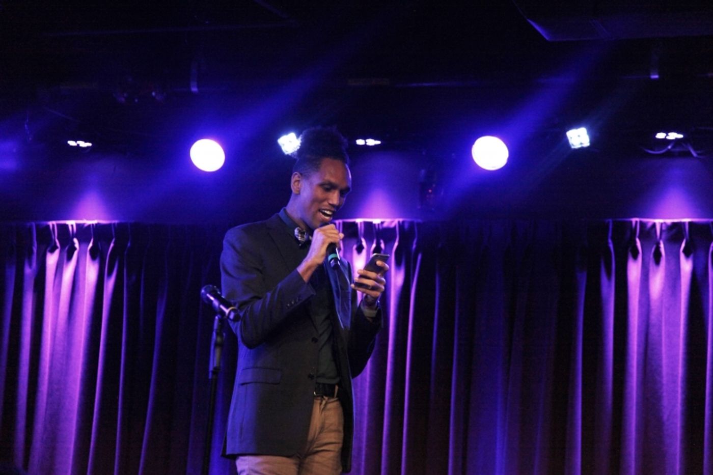 Review: CABARET ON THE COUCH LIVE! Sets Itself Up For A Bright Future at The Green Room 42  Image