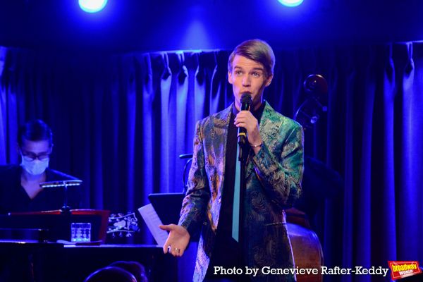 Photos: MARK WILLIAM Returns to The Green Room 42  Image