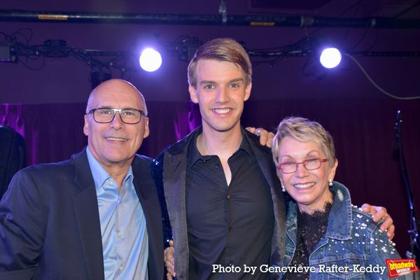 Photos: MARK WILLIAM Returns to The Green Room 42  Image