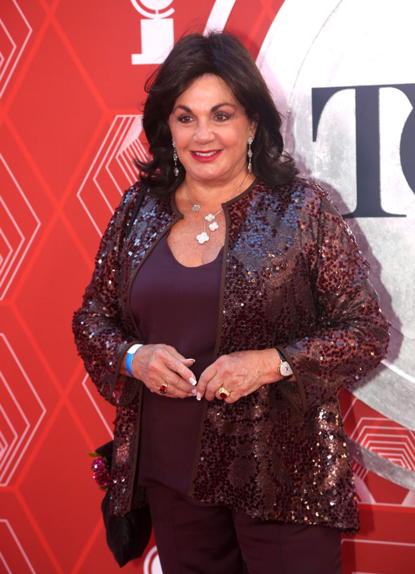 Photos: Stars Come Out to Celebrate on the Tony Awards Red Carpet!  Image