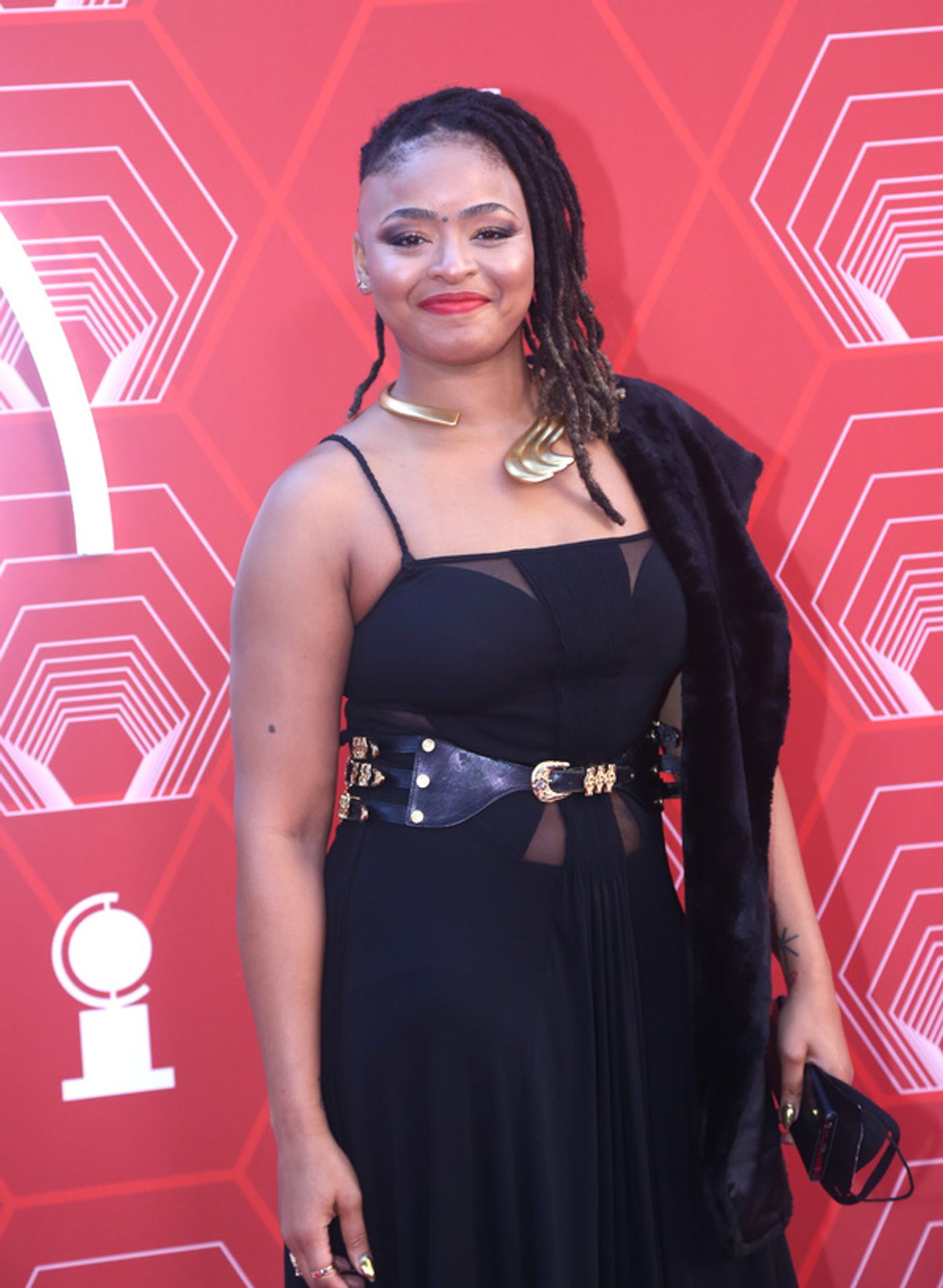 Photos: Stars Come Out to Celebrate on the Tony Awards Red Carpet!  Image