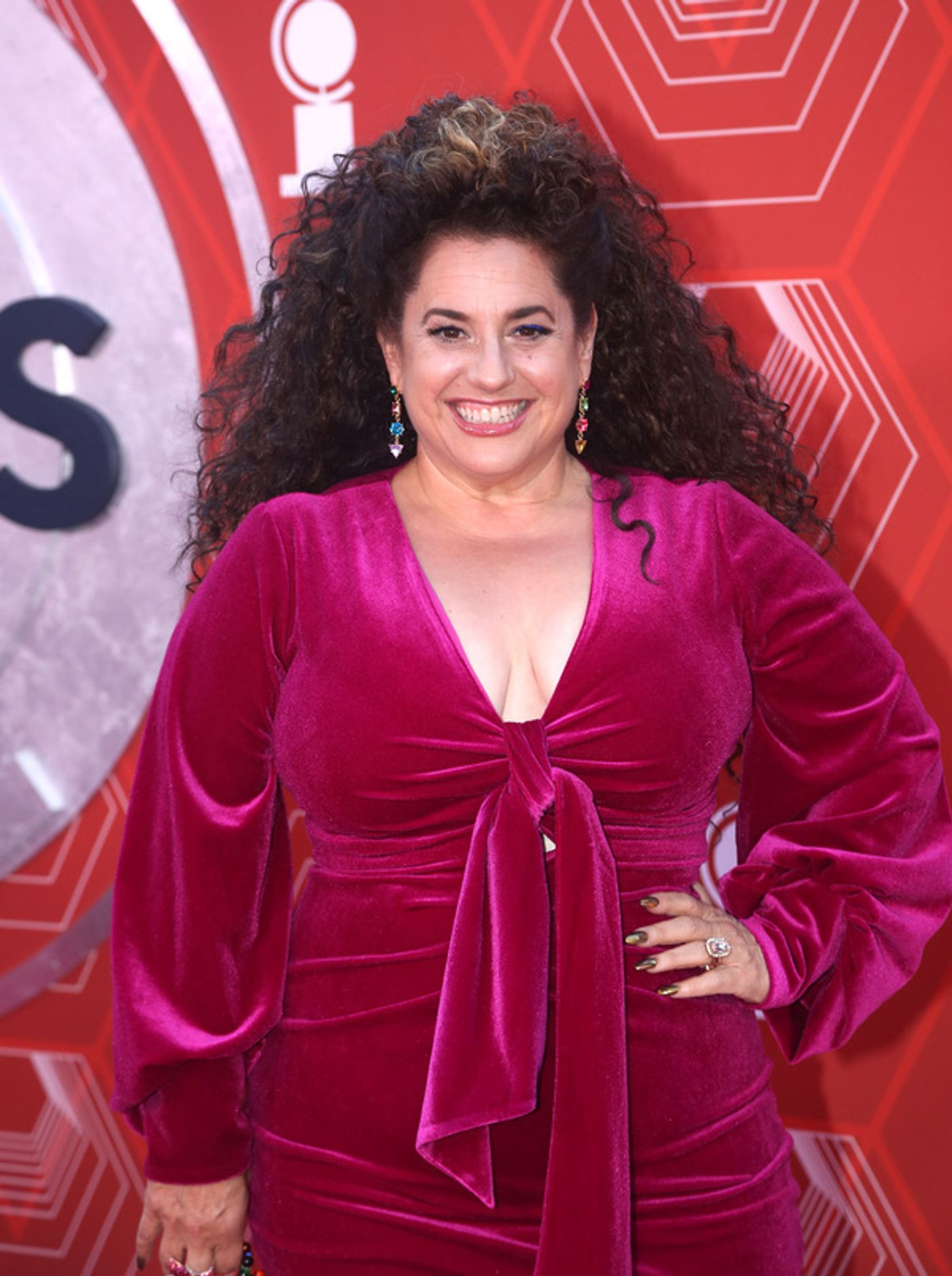 Photos: Stars Come Out to Celebrate on the Tony Awards Red Carpet!  Image