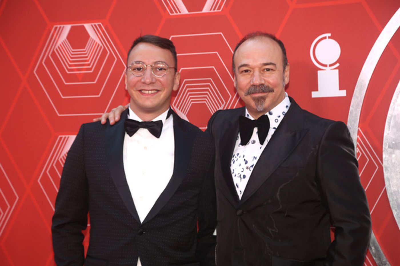 Photos: Stars Come Out to Celebrate on the Tony Awards Red Carpet!  Image