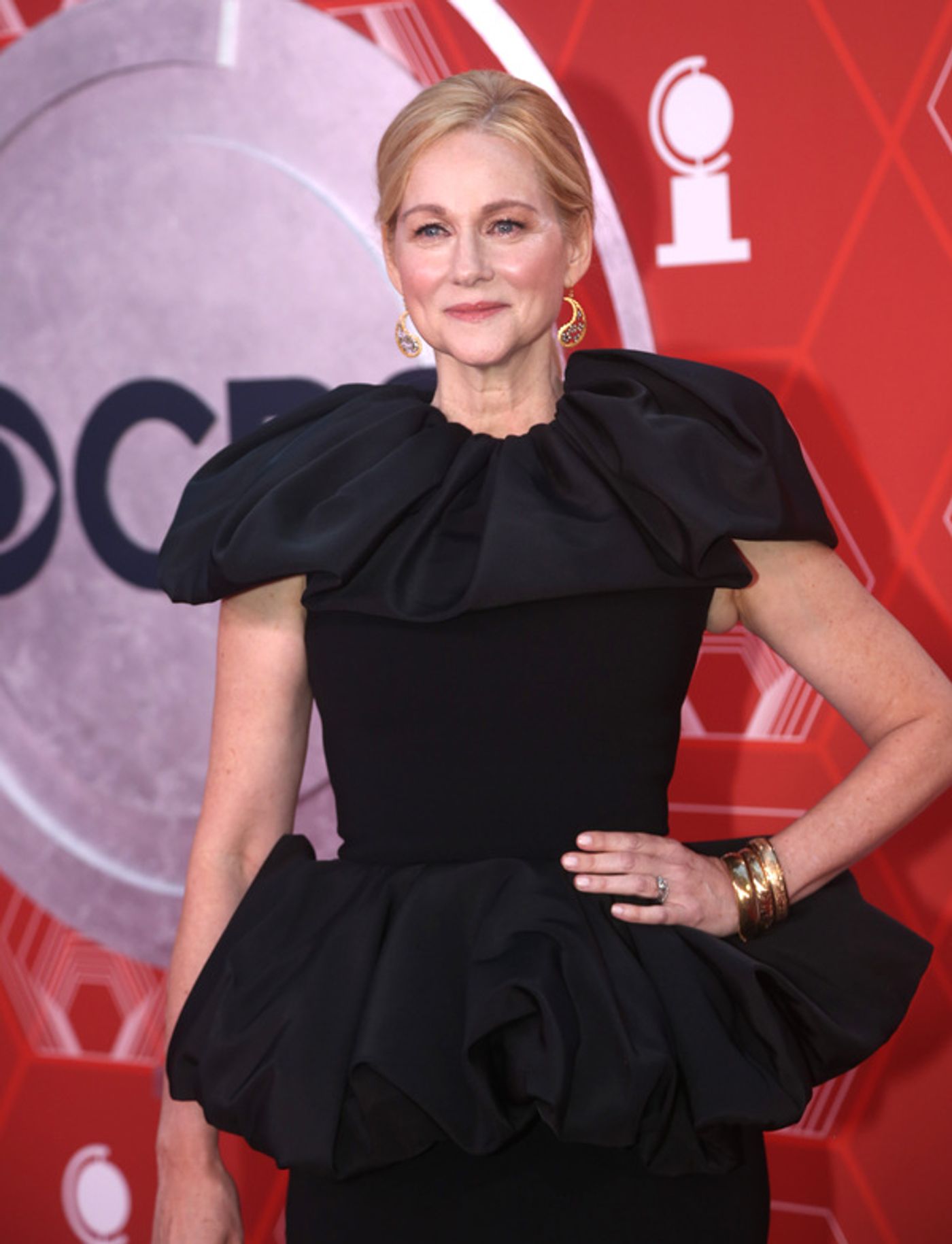 Photos: Stars Come Out to Celebrate on the Tony Awards Red Carpet!  Image