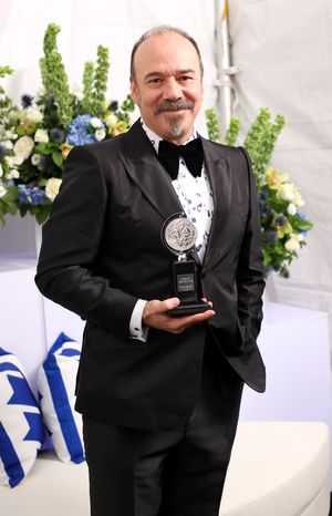 Danny Burstein Photo