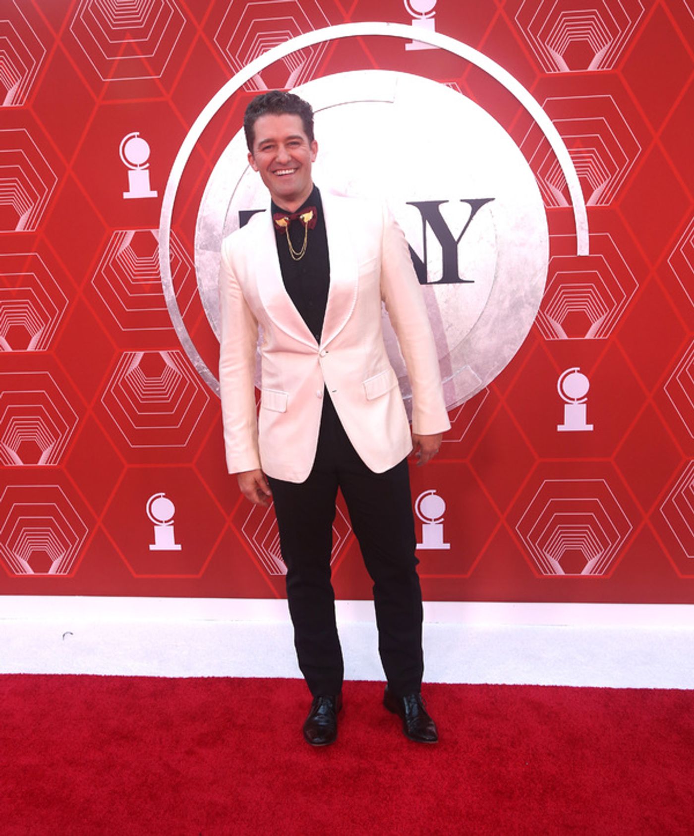 Photos: Stars Come Out to Celebrate on the Tony Awards Red Carpet!  Image