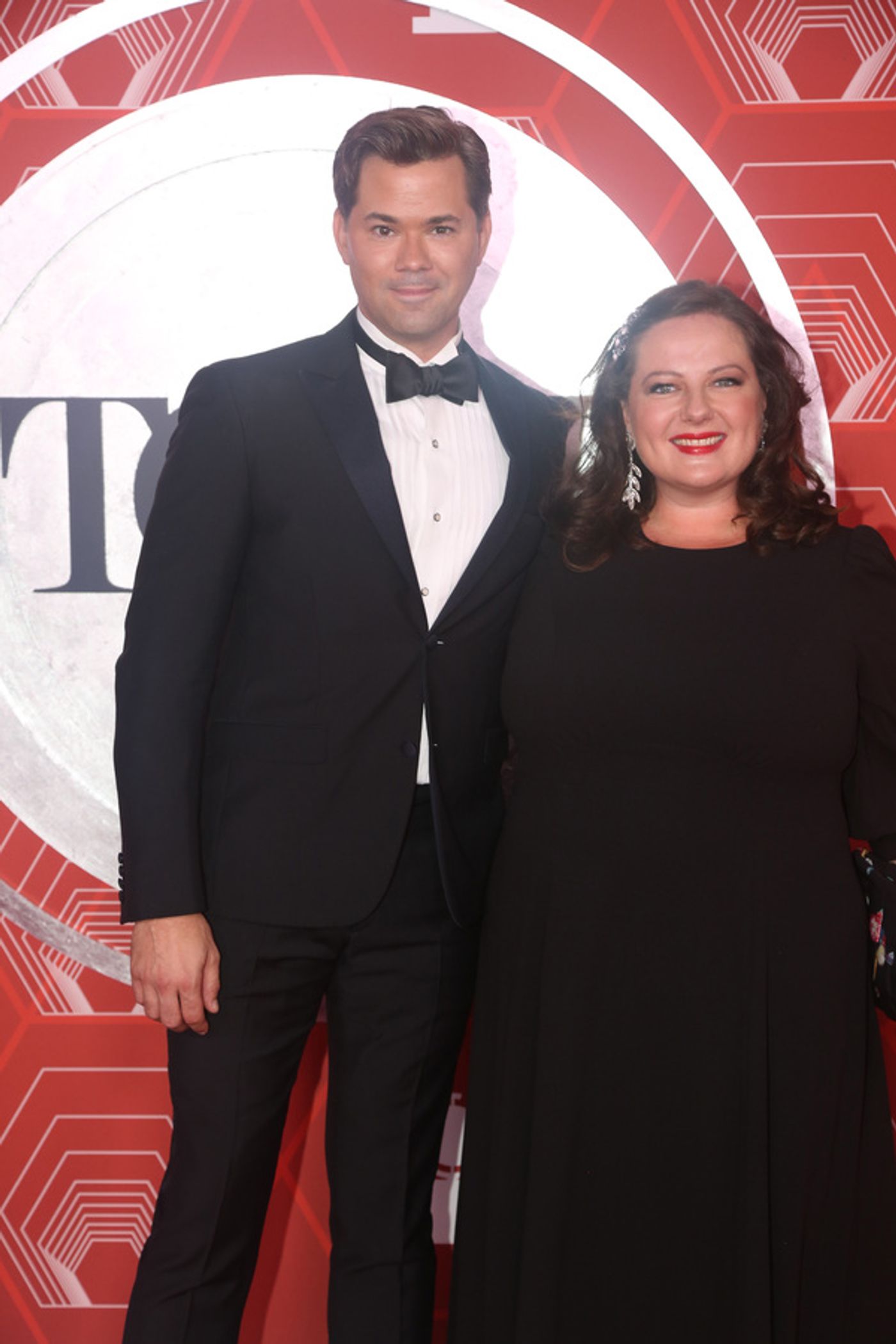 Photos: Stars Come Out to Celebrate on the Tony Awards Red Carpet!  Image