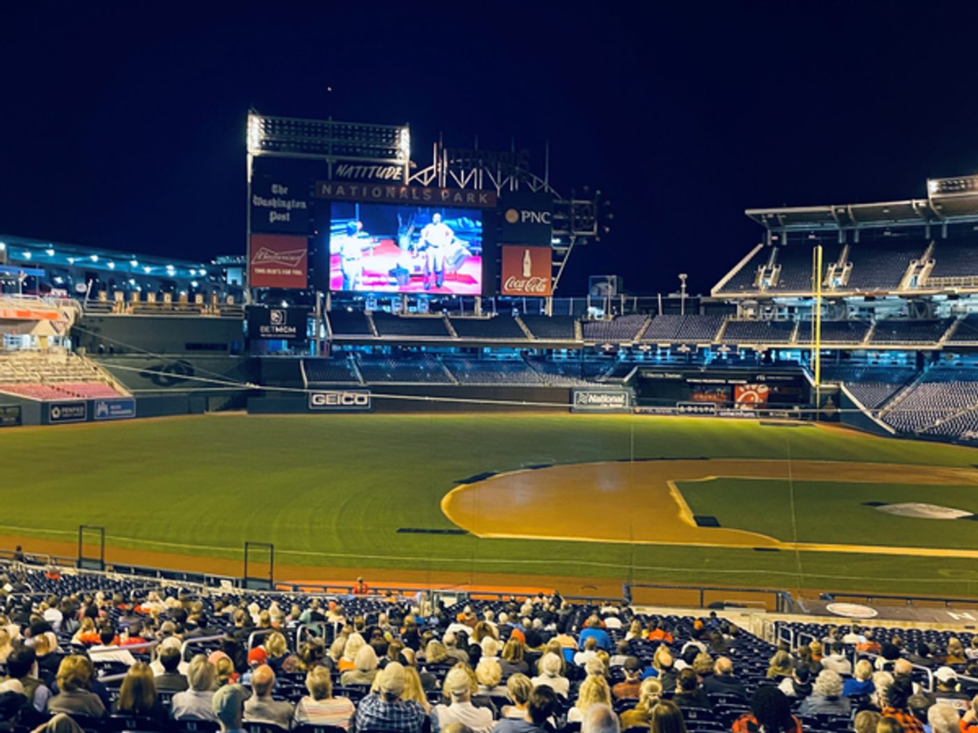 Photos: Arena Stage Hosts Free Live Simulcast of TONI STONE at Nationals Park  Image