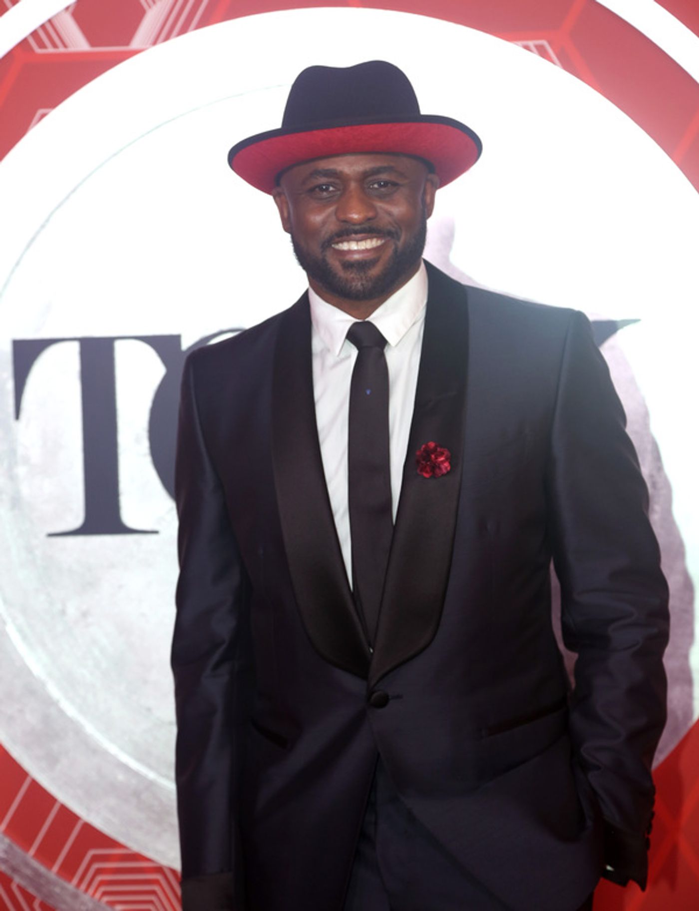 Photos: Stars Come Out to Celebrate on the Tony Awards Red Carpet!  Image