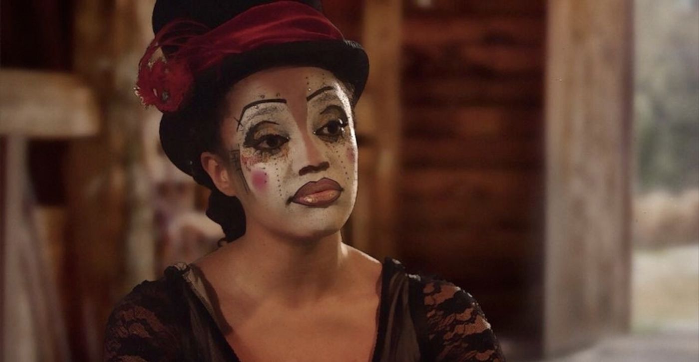 Review: George Orwell Meets Brecht and Weill In the Musical CABARET DOS BICHOS  Image