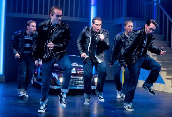 Review: You Will Be 'Hopelessly Devoted' to Theatre Three's Production of GREASE  Image