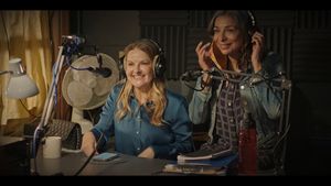 Sarah Hadland and Shobna Gulati @ BroadwayWorld Sarah Hadland and Shobna Gulati Photo