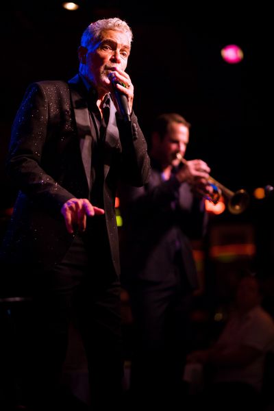 Clint Holmes Photo