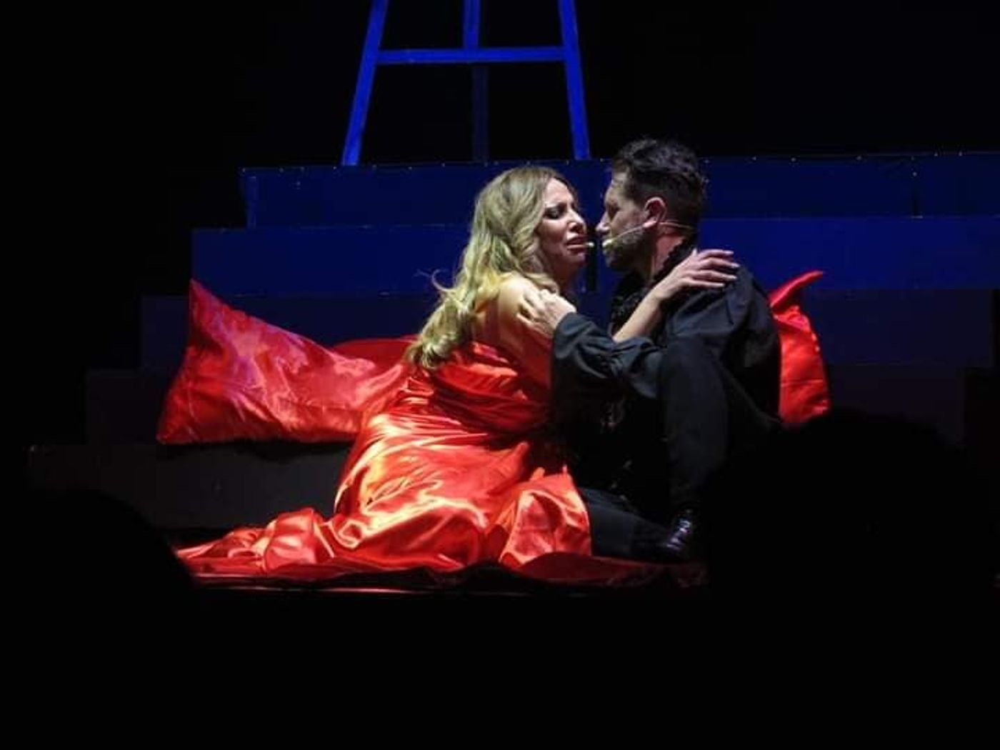 Review: RAFFAELLO E LA LEGGENDA DELLA FORNARINA al TEATRO DEI GINNASI Review: RAFFAELLO E LA LEGGENDA DELLA FORNARINA al TEATRO DEI GINNASI Image