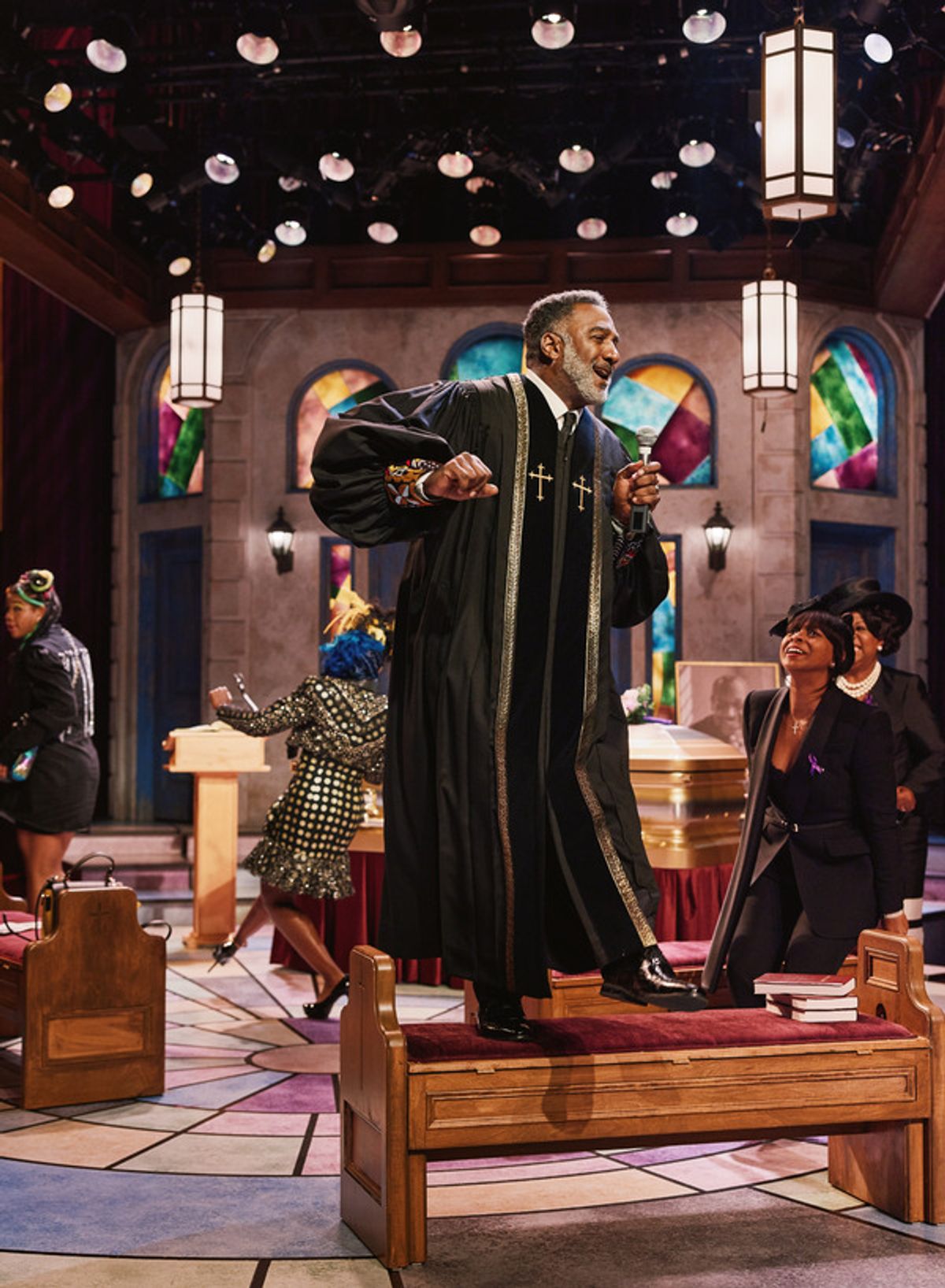 Norm Lewis & The cast at 