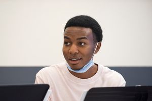 Fernell Hogan II  Photo