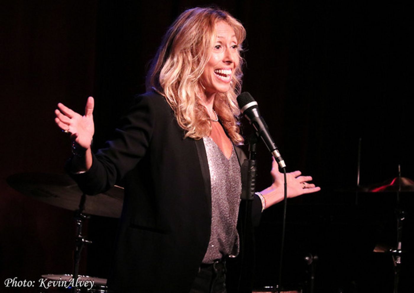 Photos: Amanda Green & Friends Storm The Birdland Stage!  Image