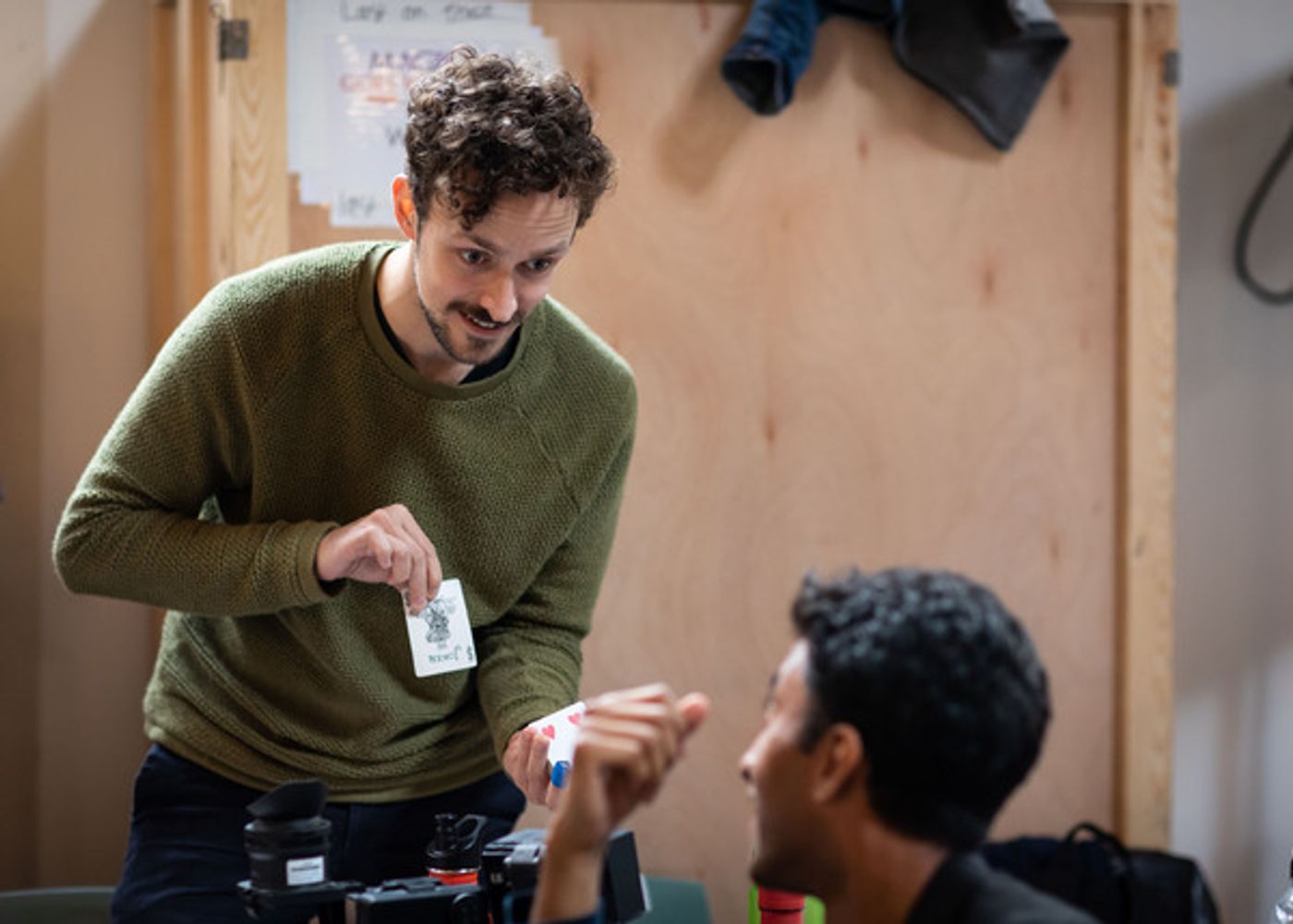 Photos: In Rehearsal For MAGIC GOES WRONG at the Apollo Theatre  Image