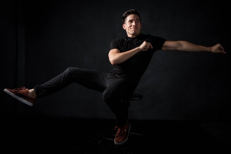 VIDEO: Jon Rua Visits Backstage with Richard Ridge- Watch Now!  Image