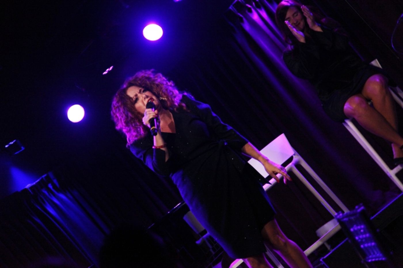 Review: Kelli Rabke Makes Music and Magic With TINY GIANTS at The Green Room 42  Image