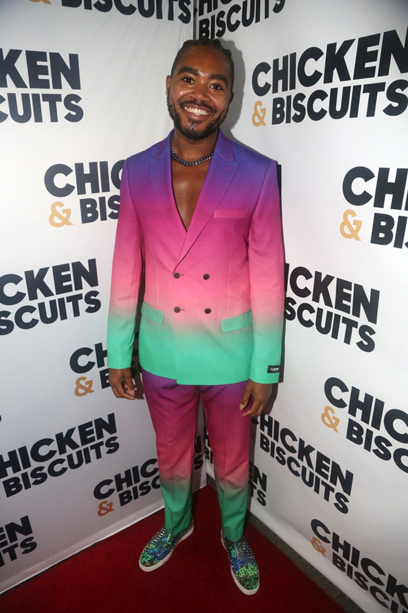 Photos: On the Opening Night Red Carpet for CHICKEN & BISCUITS  Image