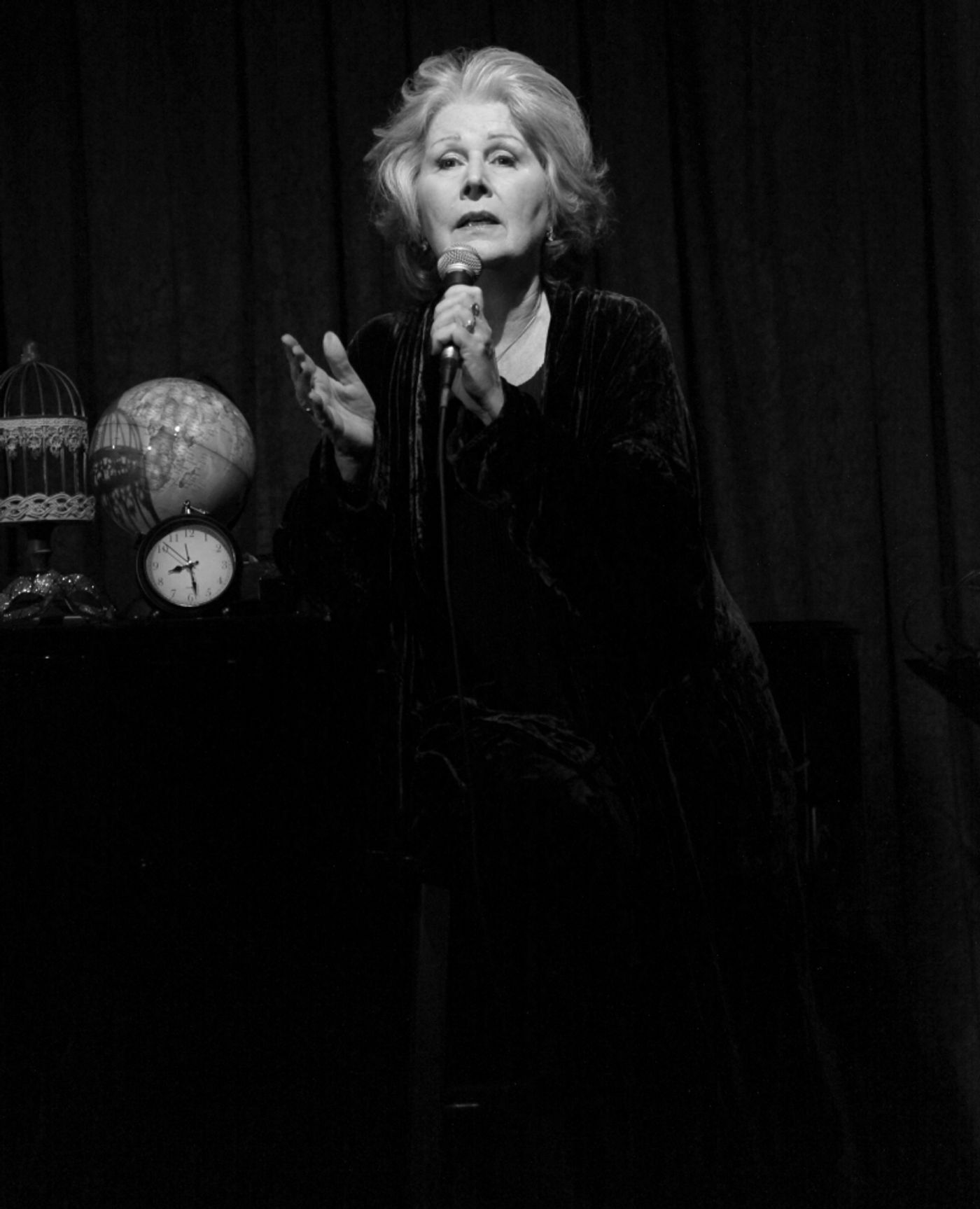 Review: Amy Beth Williams is, Herself, A THOUSAND BEAUTIFUL THINGS at Don't Tell Mama Review: Amy Beth Williams is, Herself, A THOUSAND BEAUTIFUL THINGS at Don't Tell Mama Image