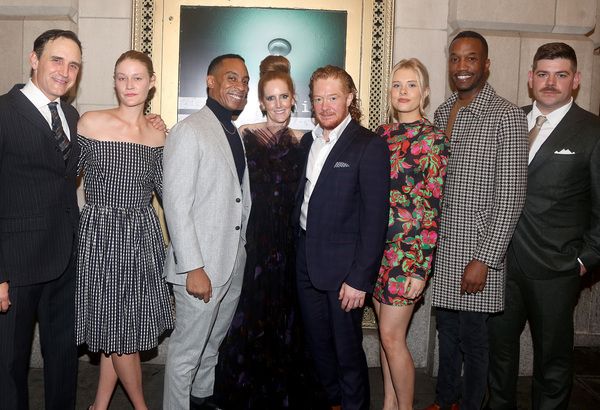 NEW YORK, NEW YORK - OCTOBER 11: (L-R) Pete Simpson, Emily Davis, Will Cobbs, Tina Sa Photo