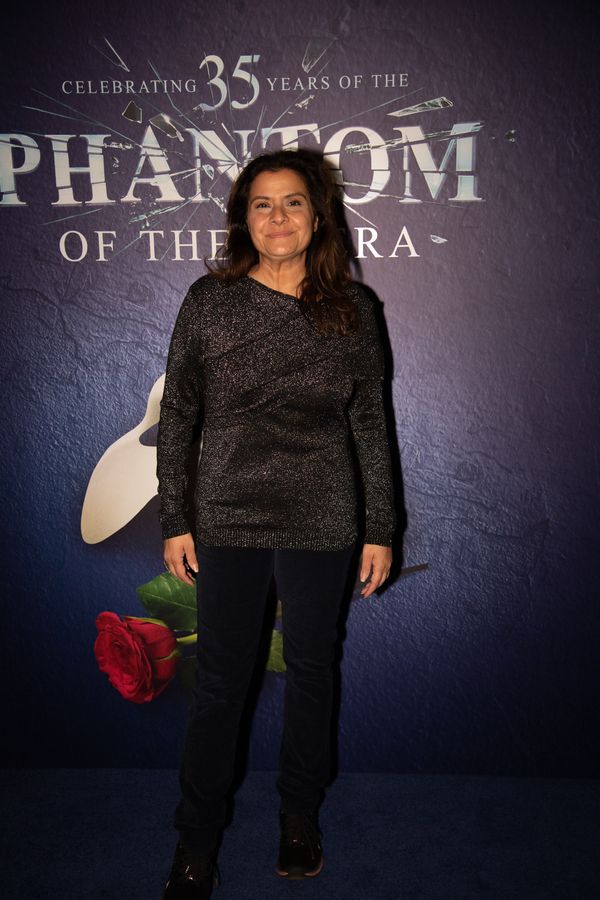 Photos: THE PHANTOM OF THE OPERA Celebrates 35th Anniversary in the UK! — photo 1 of 34